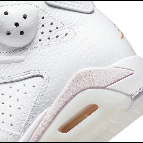 Women’s Air Jordan 6 Gold Hoop size 7.5 - Picture 4 of 10